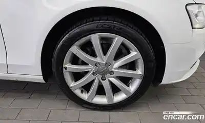 Audi A4 2013 2.0 автомат (гидро), миниатюра 5