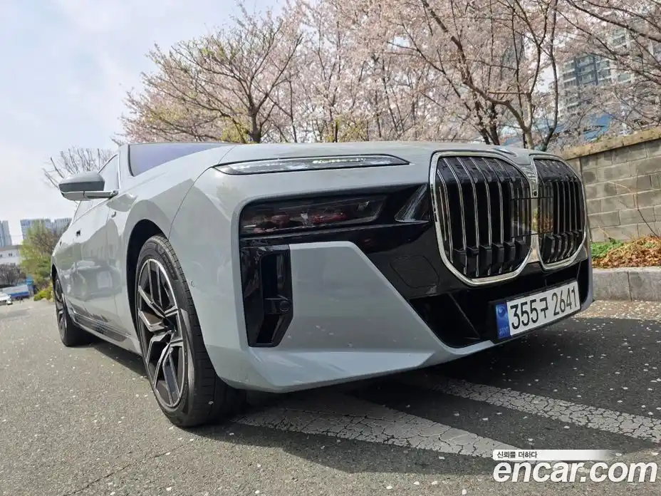 BMW 7 серия 2025 3.0 автомат (гидро), фото 15