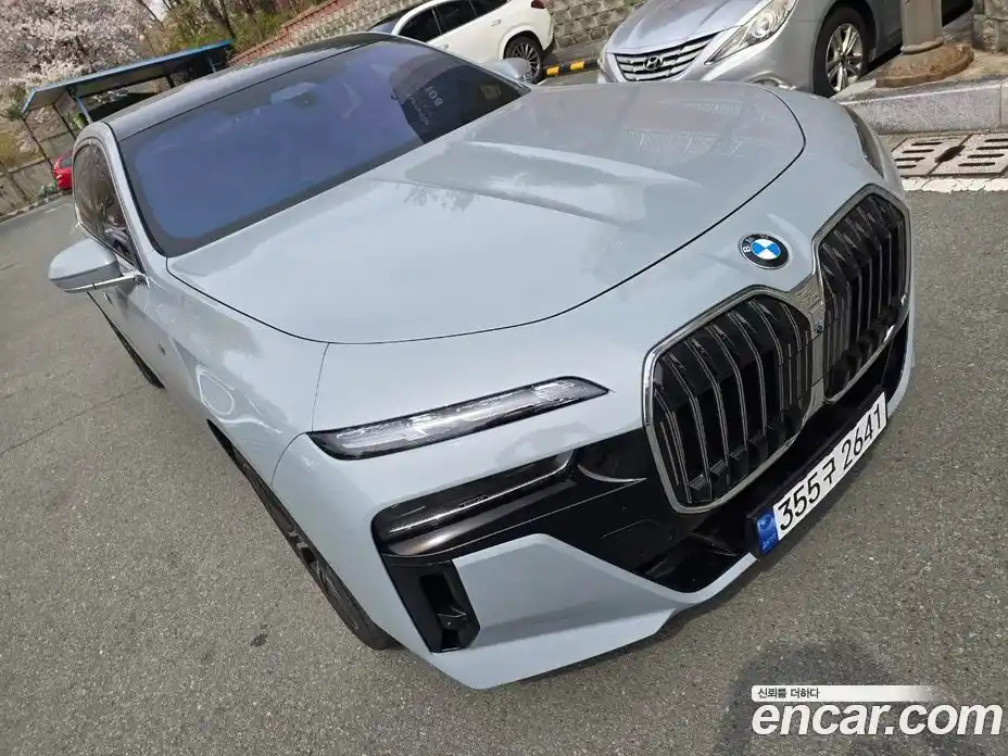 BMW 7 серия 2025 3.0 автомат (гидро), фото 3