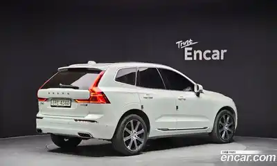 Volvo XC60 2019 2.0 автомат (гидро), миниатюра 2