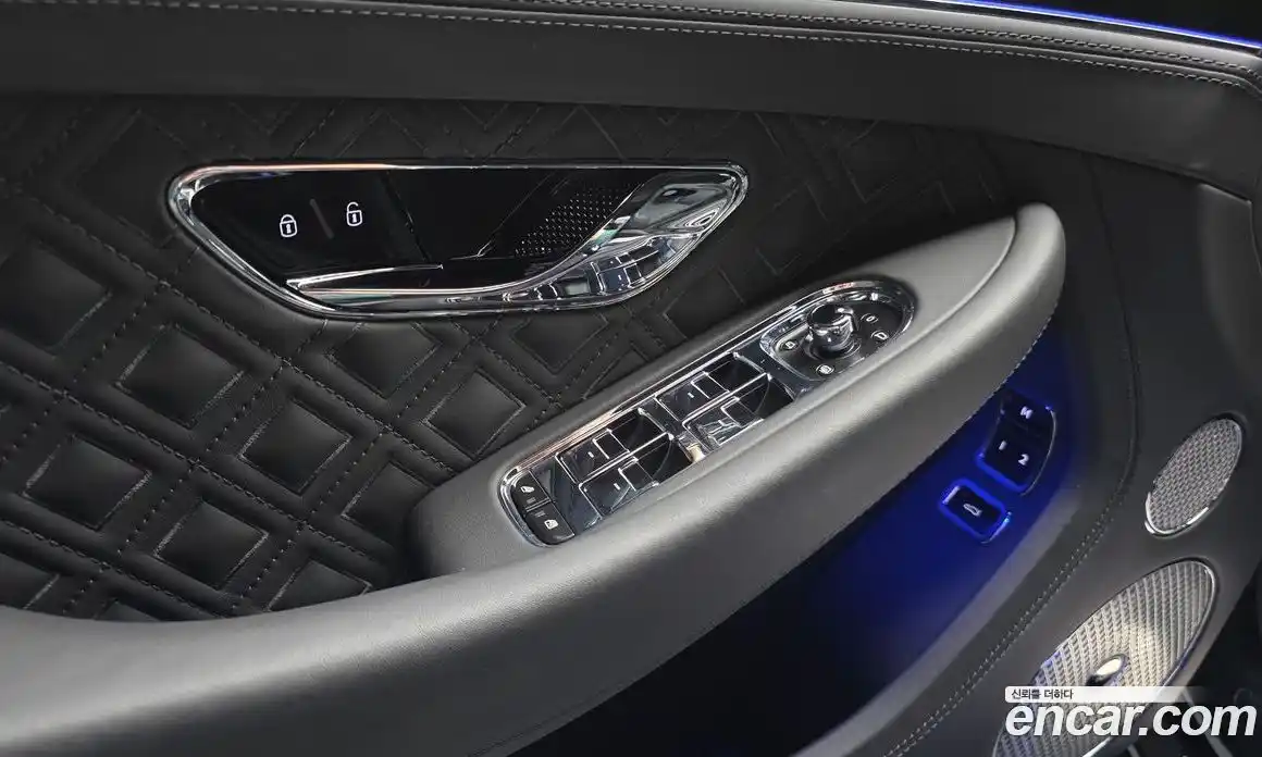 Bentley Continental 2023 4.0 автомат (гидро), фото 15