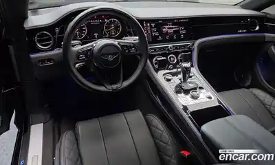 Bentley Continental 2023 4.0 автомат (гидро), миниатюра 7