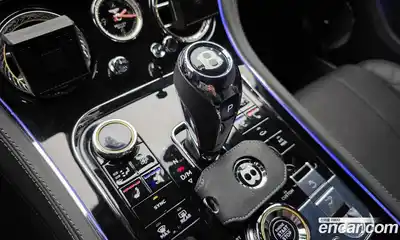 Bentley Continental 2023 4.0 автомат (гидро), миниатюра 9