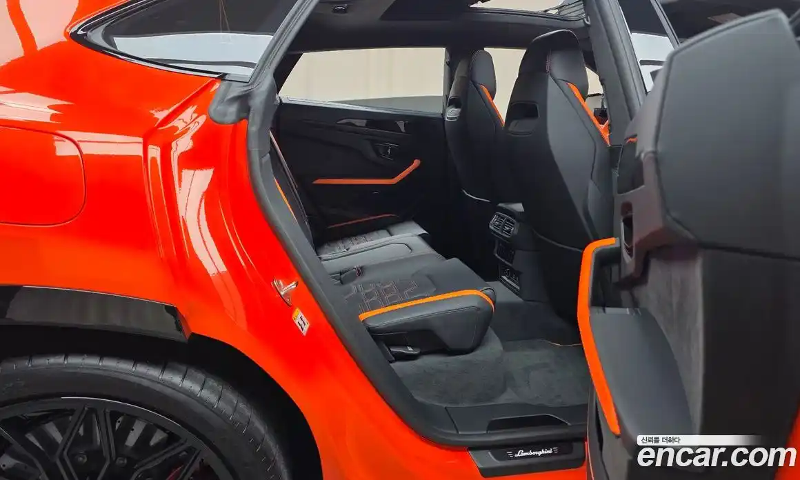 Lamborghini Urus 2025 4.0 автомат (гидро), фото 12 Lamborghini Urus 2025 4.0 автомат (гидро), фото 12