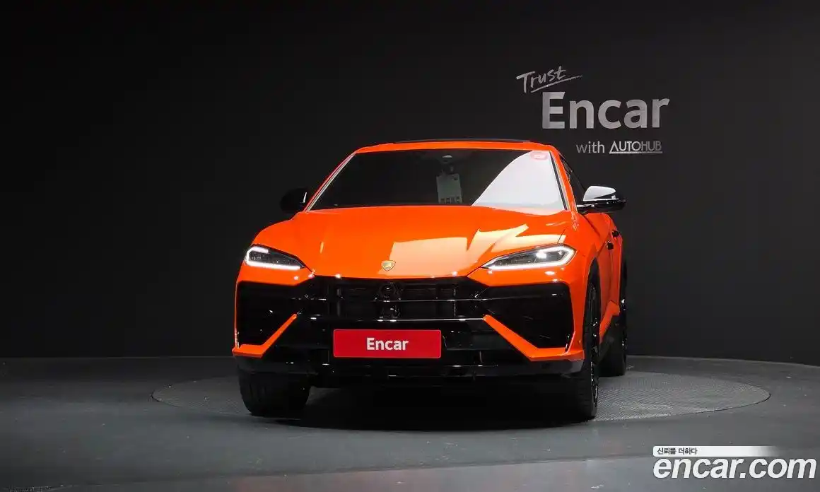 Lamborghini Urus 2025 4.0 автомат (гидро), фото 3 Lamborghini Urus 2025 4.0 автомат (гидро), фото 3