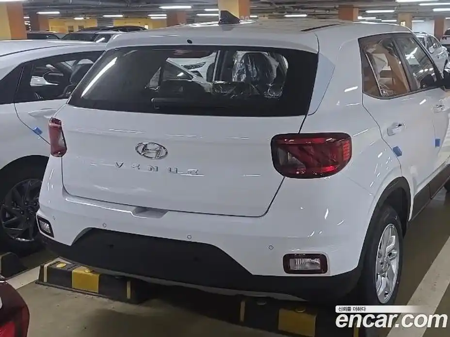 Hyundai Venue 2026 1.6 автомат (гидро), фото 4