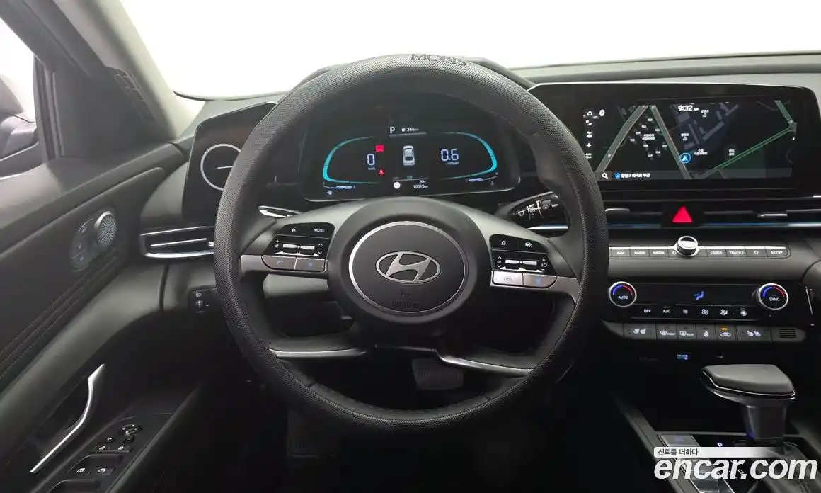 Hyundai Avante 2023 1.6 автомат (гидро), фото 19
