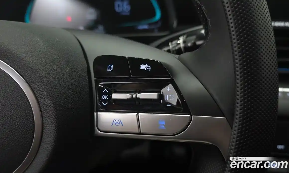 Hyundai Avante 2023 1.6 автомат (гидро), фото 20