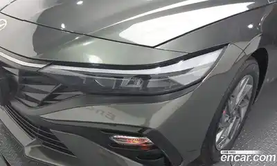 Hyundai Avante 2023 1.6 автомат (гидро), миниатюра 8