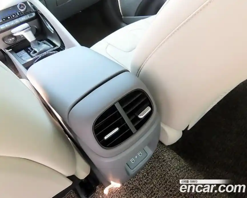 Hyundai Avante 2025 1.6 автомат (гидро), фото 20