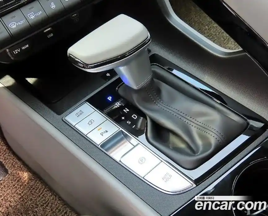 Hyundai Avante 2025 1.6 автомат (гидро), фото 8