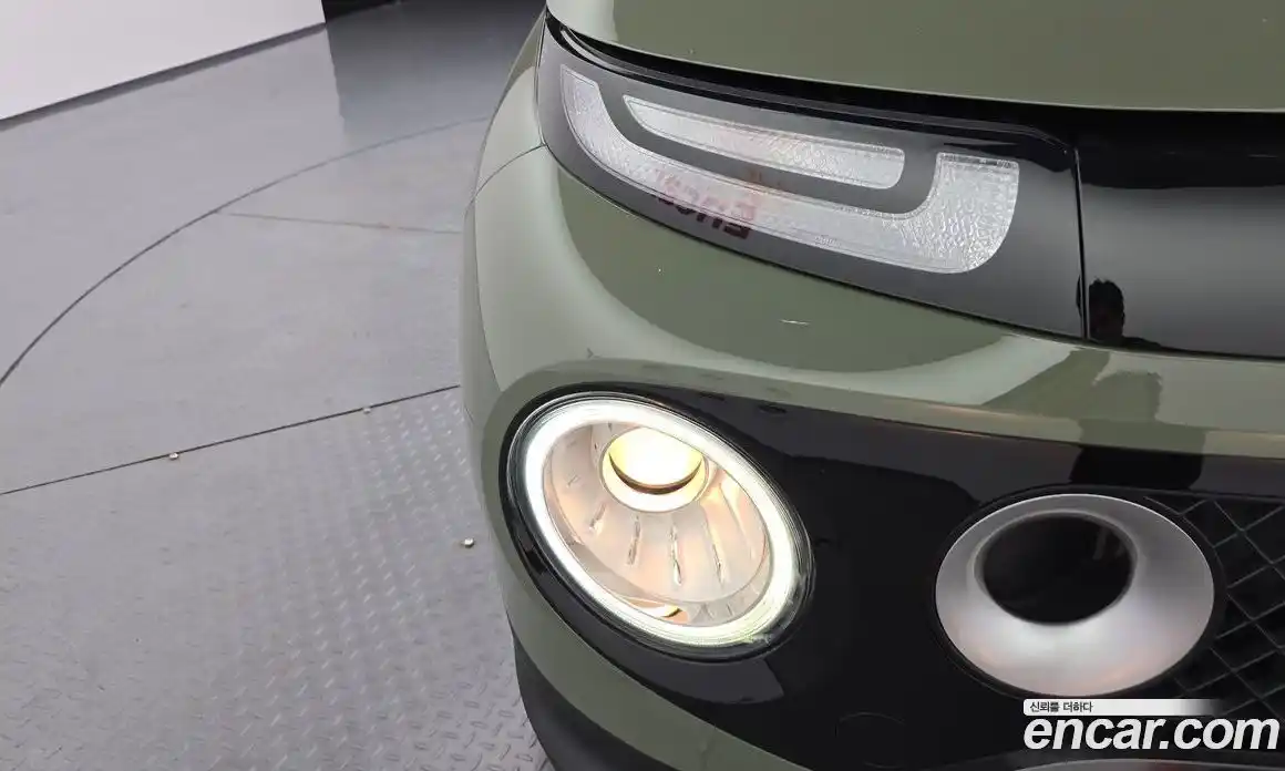 Hyundai Casper 2023 1.0 автомат (гидро), фото 8