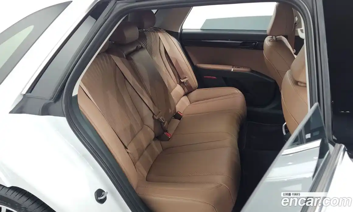 Hyundai Grandeur 2024 2.5 автомат (гидро), фото 17