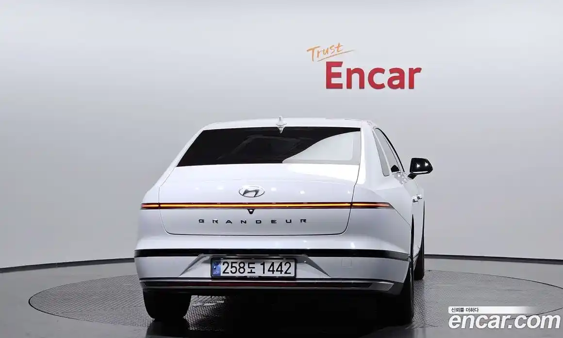 Hyundai Grandeur 2024 2.5 автомат (гидро), фото 4