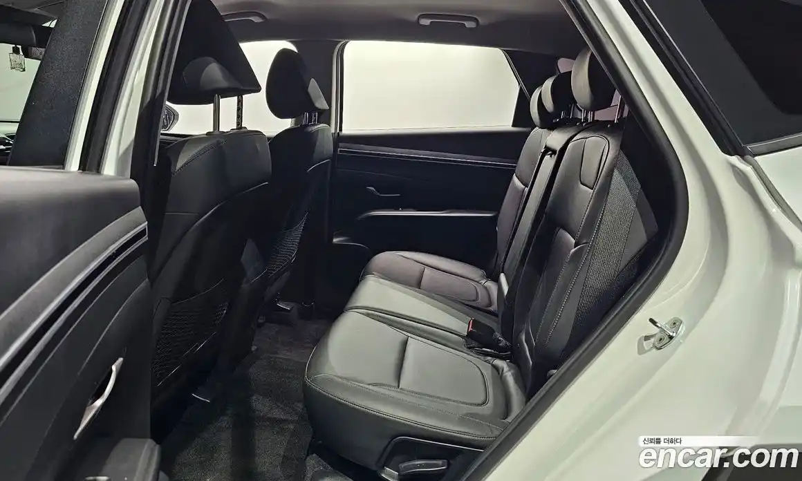 Hyundai Tucson 2022 1.6 автомат (гидро), фото 11