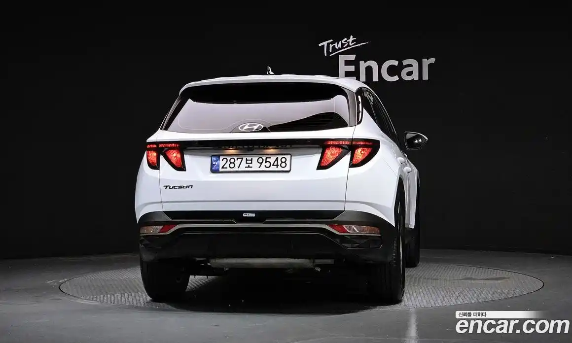 Hyundai Tucson 2022 1.6 автомат (гидро), фото 4