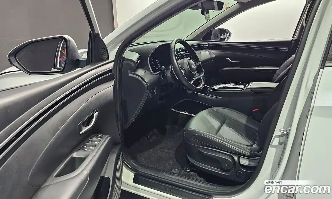 Hyundai Tucson 2022 1.6 автомат (гидро), фото 10