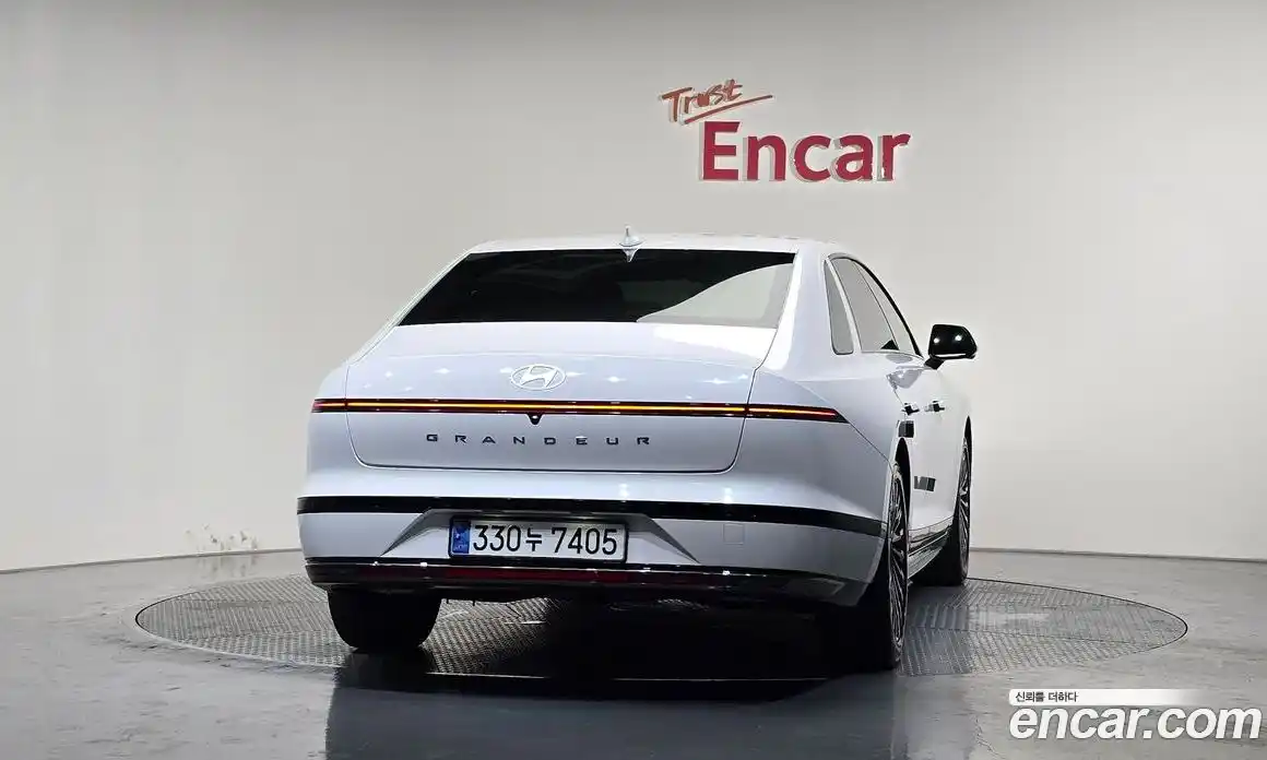 Hyundai Grandeur 2024 1.6 автомат (гидро), фото 3