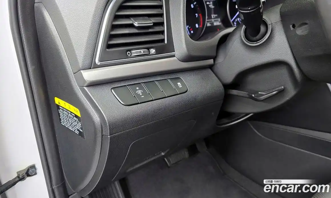 Hyundai Avante 2016 1.6 автомат (гидро), фото 23
