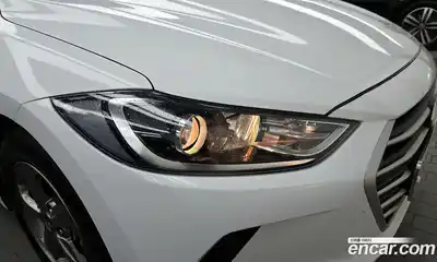 Hyundai Avante 2016 1.6 автомат (гидро), миниатюра 8