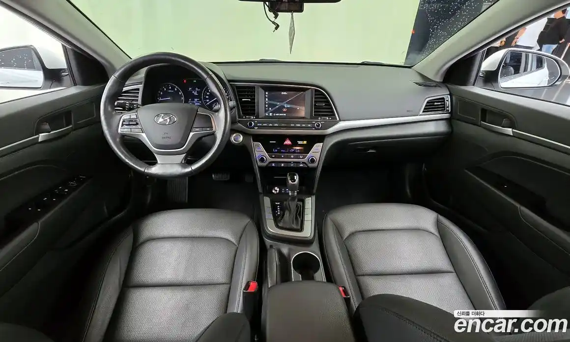 Hyundai Avante 2016 1.6 автомат (гидро), фото 10