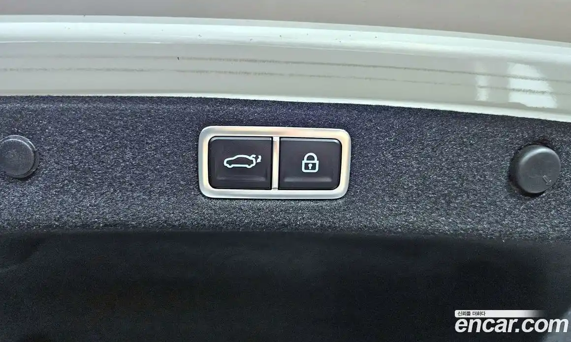 Hyundai Grandeur 2023 3.5 автомат (гидро), фото 20