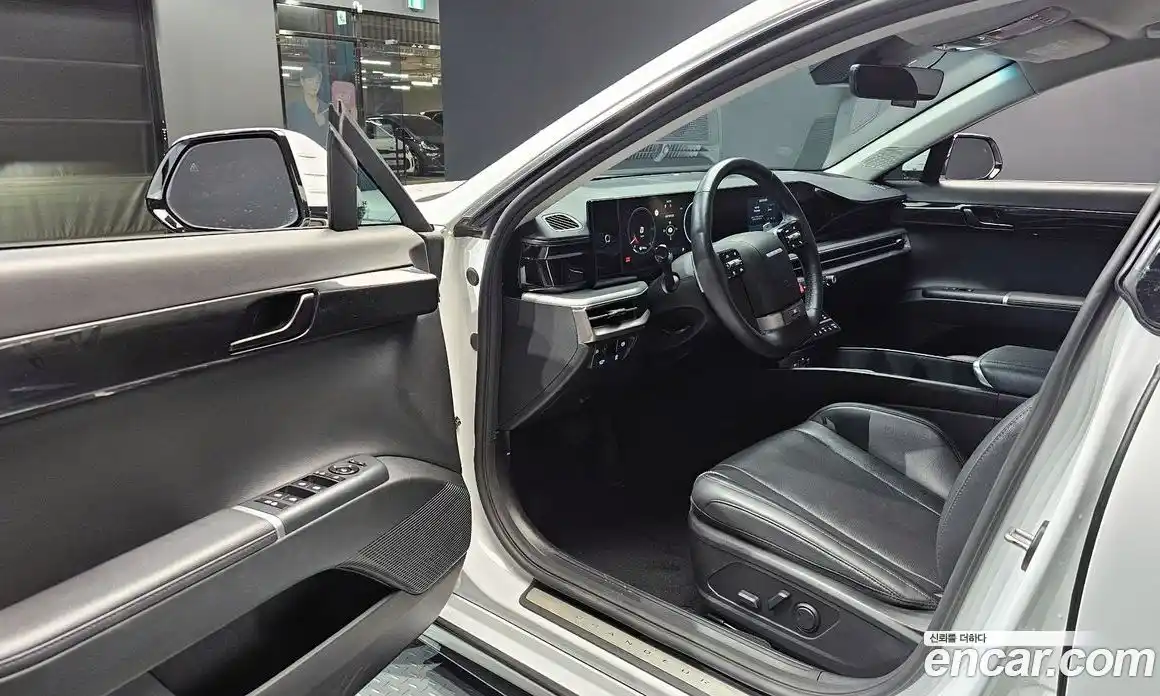 Hyundai Grandeur 2023 3.5 автомат (гидро), фото 10