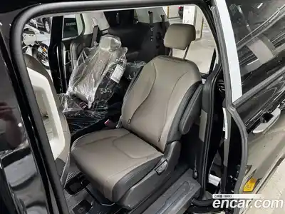 Kia Carnival 2026 1.6 автомат (гидро), миниатюра 6