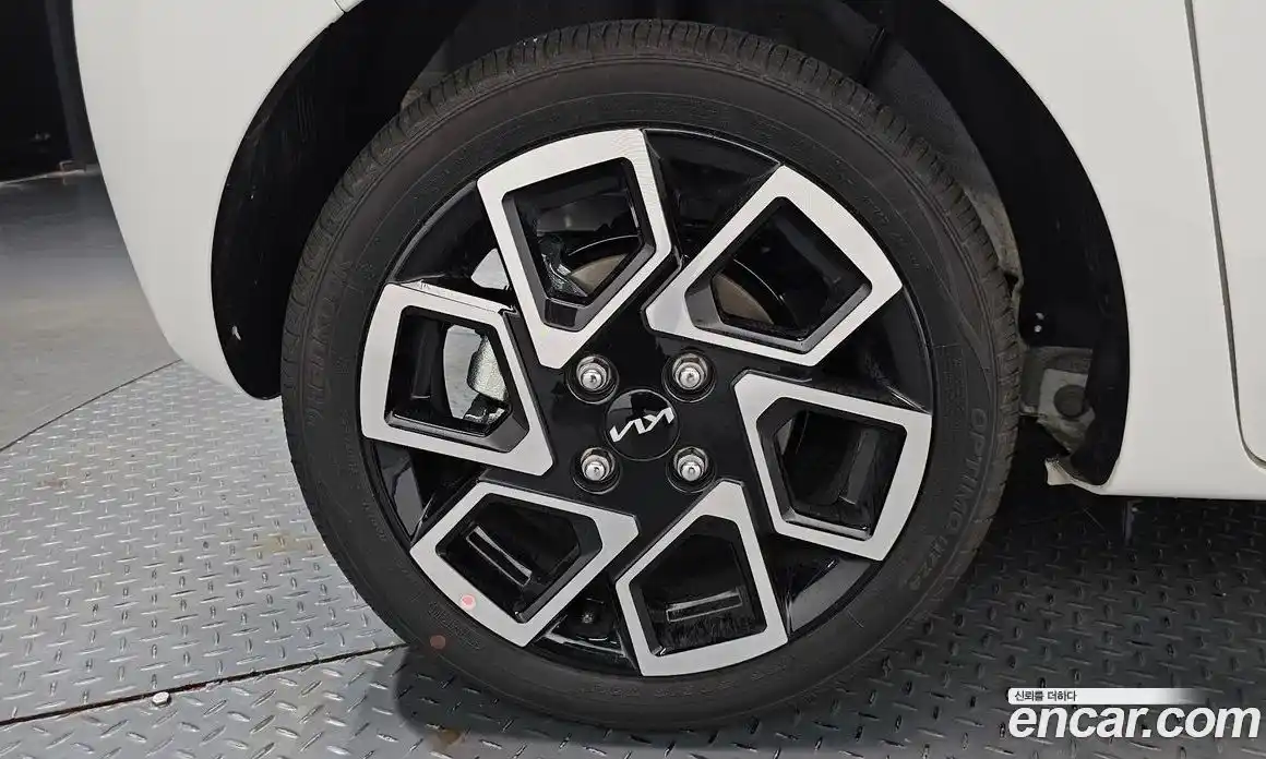 Kia Ray 2025 1.0 автомат (гидро), фото 6