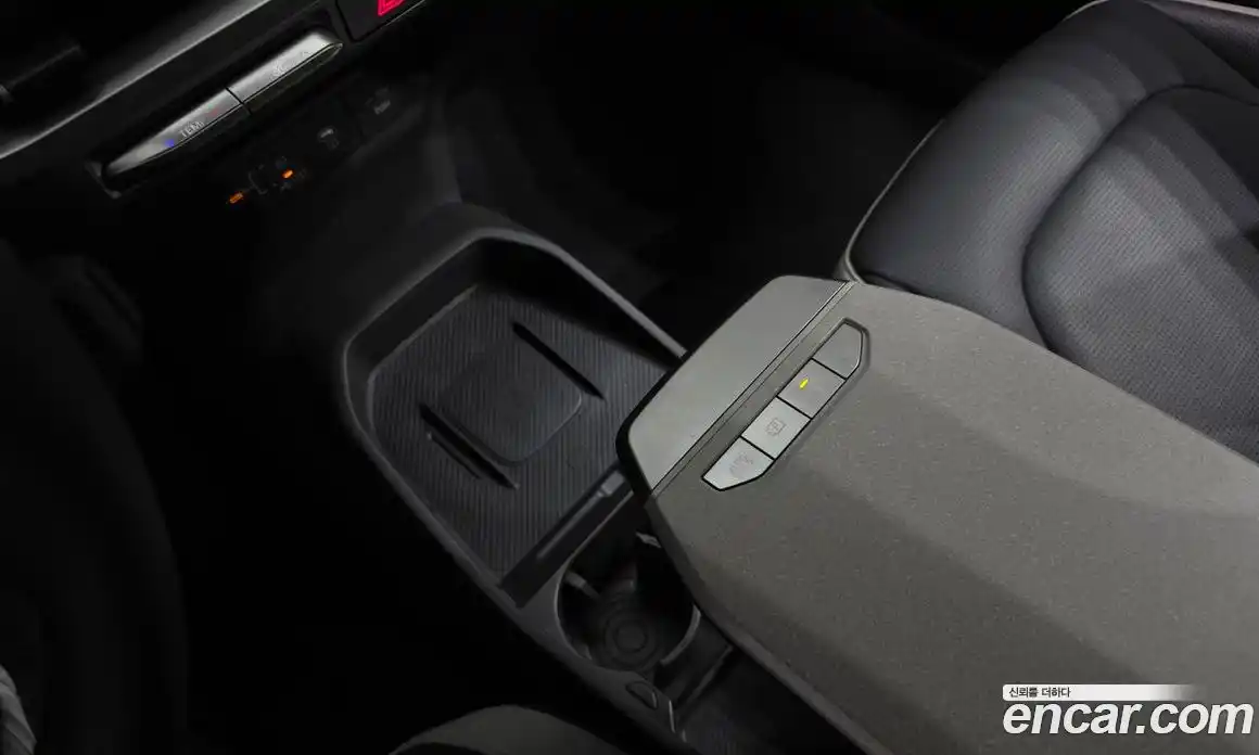 Kia EV3 2024 0.2 автомат (гидро), фото 12