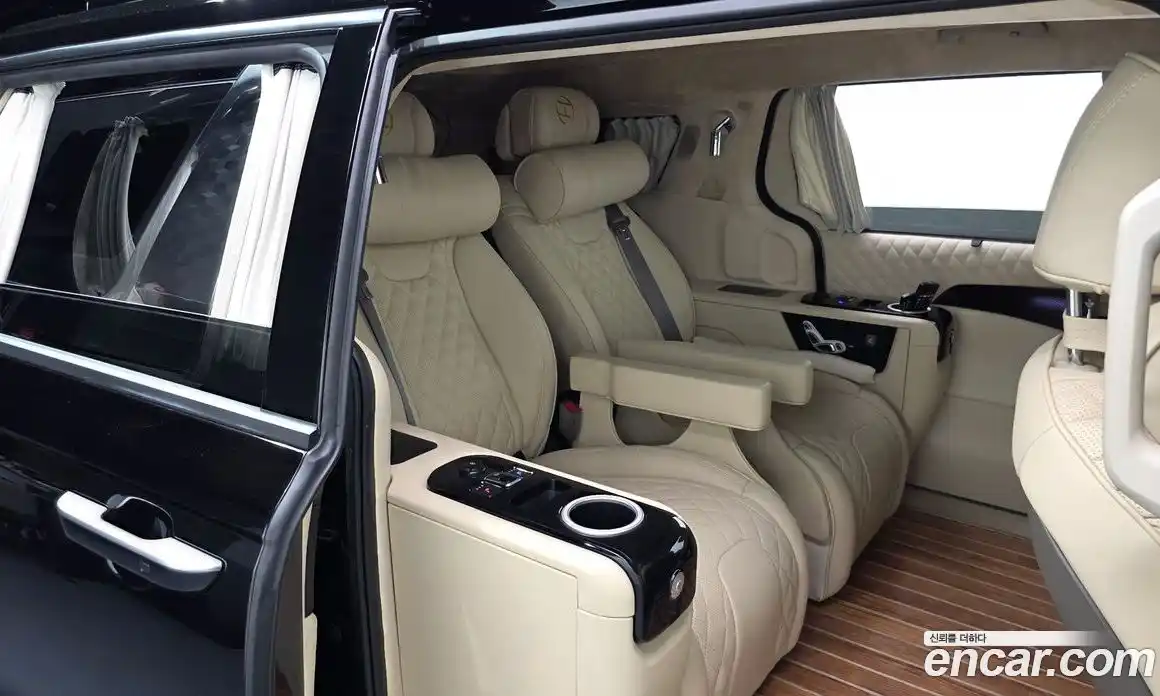 Kia Carnival 2023 3.5 автомат (гидро), фото 17
