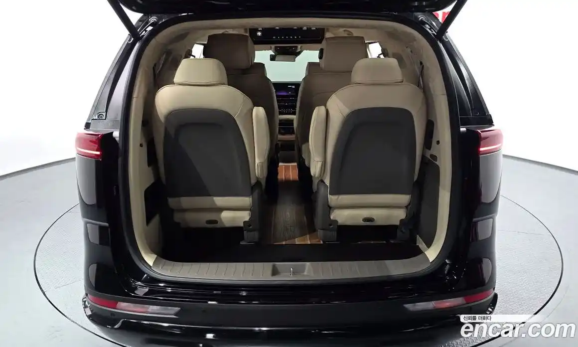 Kia Carnival 2023 3.5 автомат (гидро), фото 26