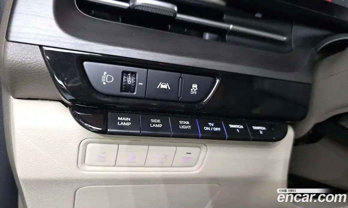 Kia Carnival 2023 3.5 автомат (гидро), фото 30