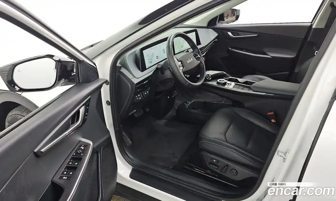 Kia EV6 2021 0.1 автомат (гидро), фото 10