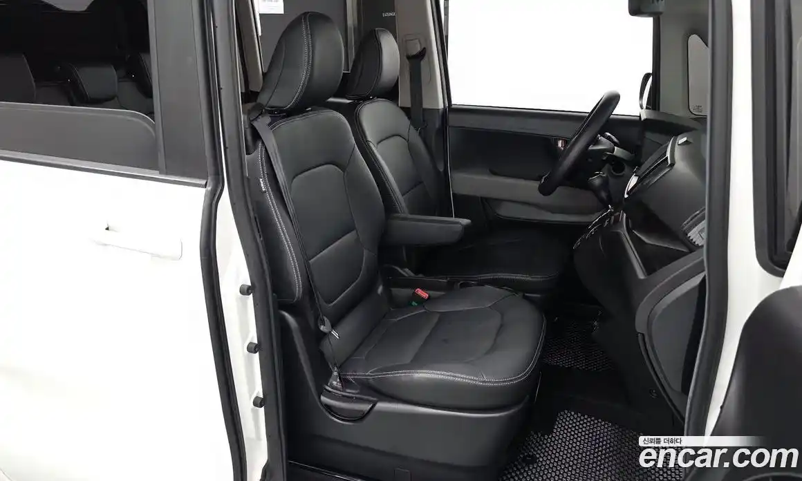 Kia Ray 2024 1.0 автомат (гидро), фото 17