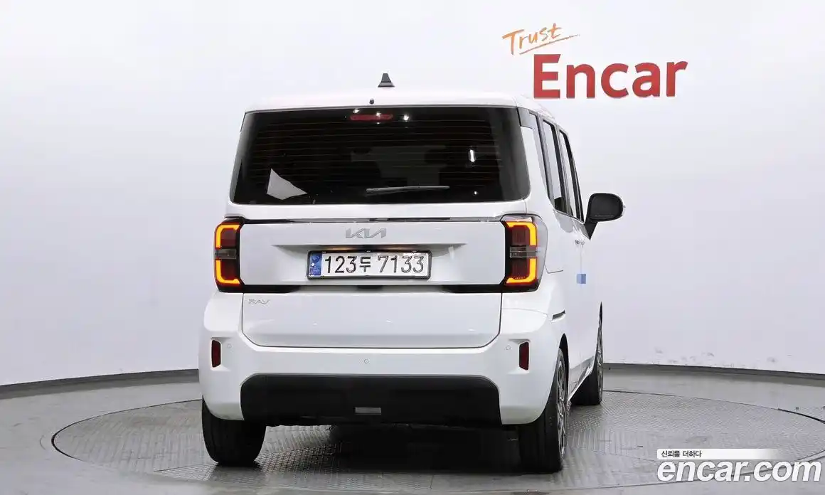 Kia Ray 2024 1.0 автомат (гидро), фото 4