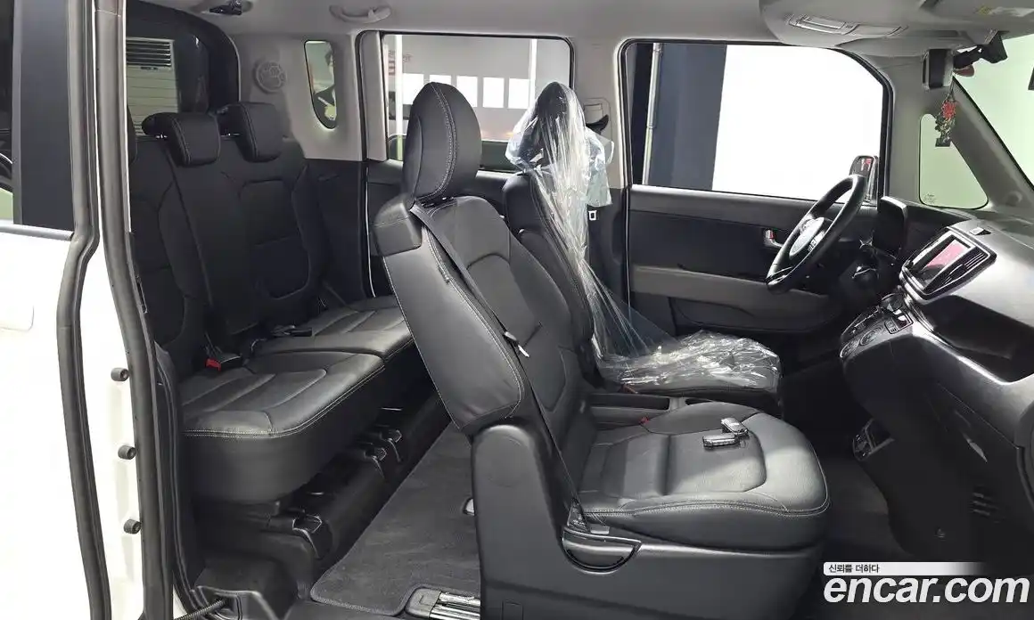 Kia Ray 2024 1.0 автомат (гидро), фото 17