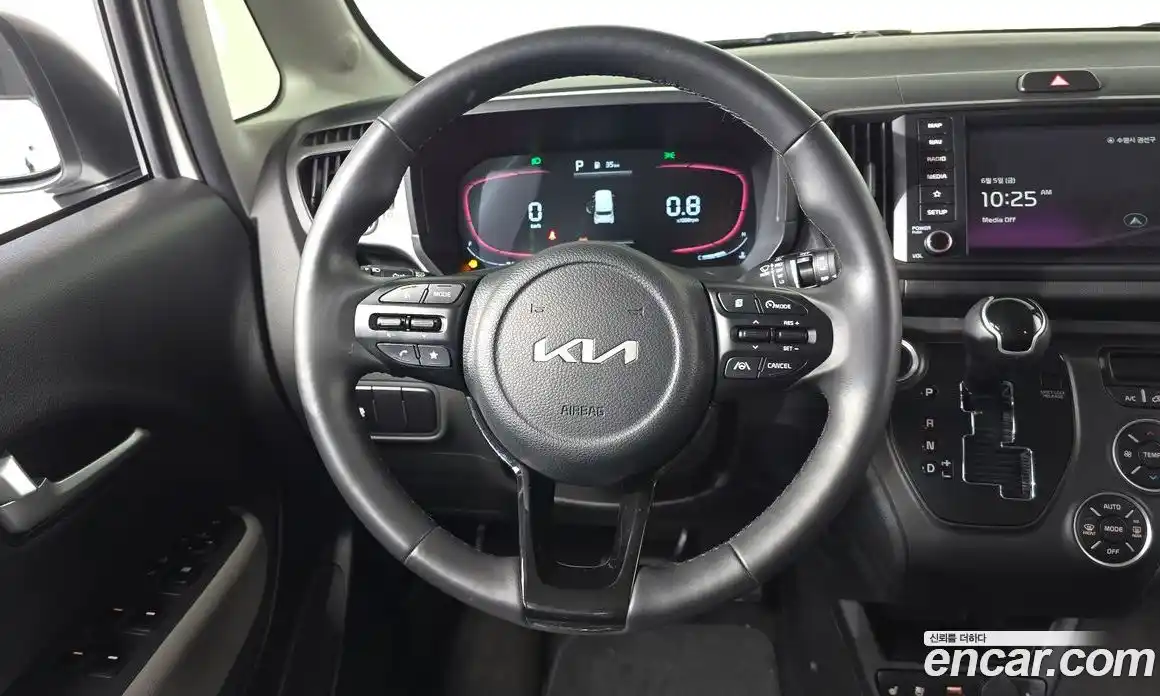 Kia Ray 2024 1.0 автомат (гидро), фото 19