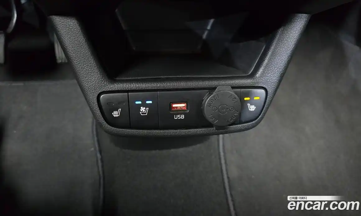 Kia Ray 2024 1.0 автомат (гидро), фото 23