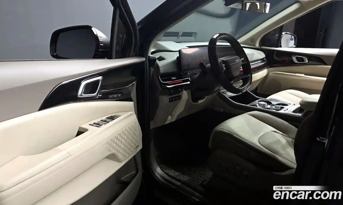 Kia Carnival 2025 1.6 автомат (гидро), фото 13