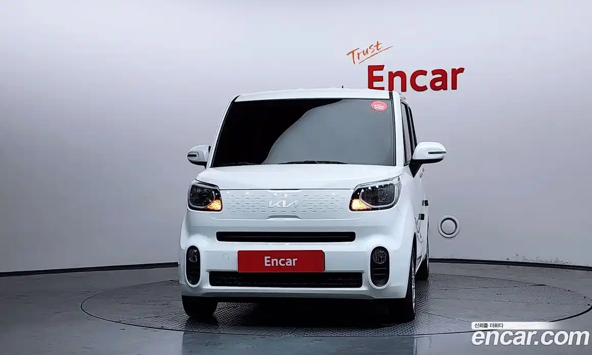 Kia Ray 2022 1.0 автомат (гидро), фото 3