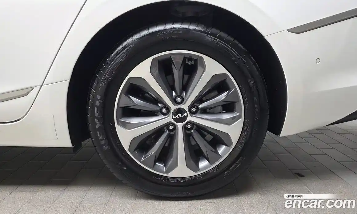 Kia K8 2024 1.6 автомат (гидро), фото 7