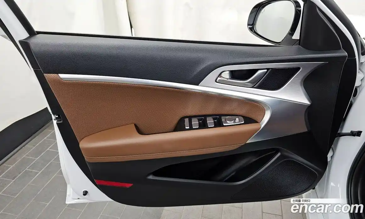 Genesis G70 2020 2.0 автомат (гидро), фото 14