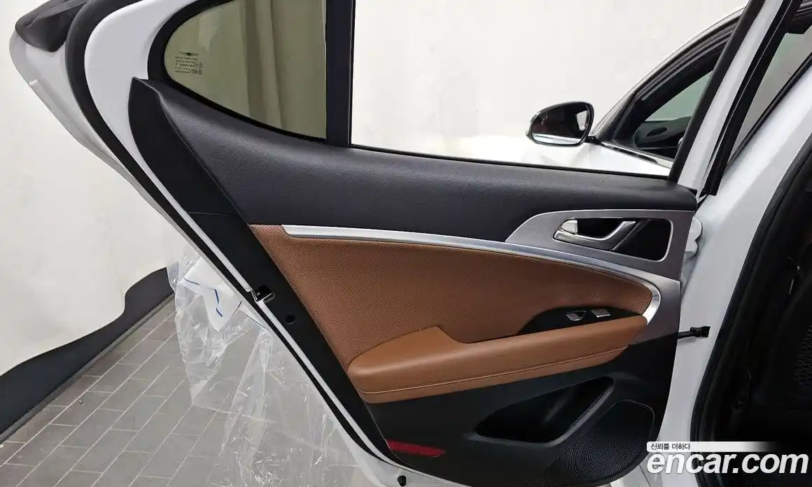 Genesis G70 2020 2.0 автомат (гидро), фото 15