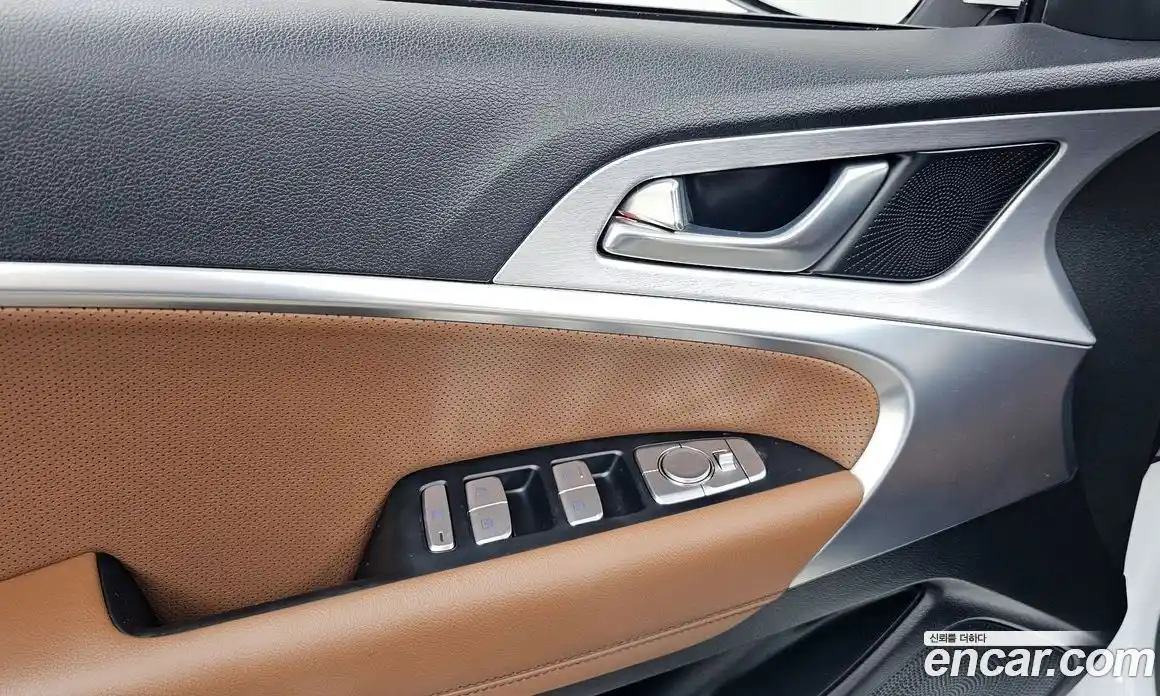Genesis G70 2020 2.0 автомат (гидро), фото 28