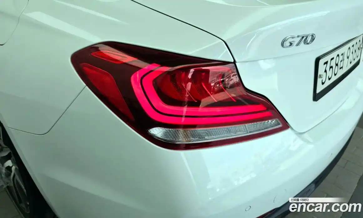 Genesis G70 2020 2.0 автомат (гидро), фото 9
