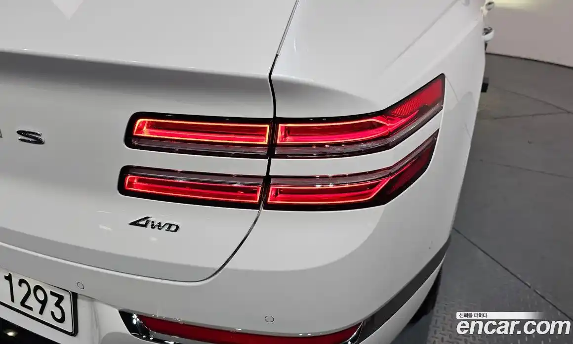 Genesis GV80 2023 2.5 автомат (гидро), фото 8