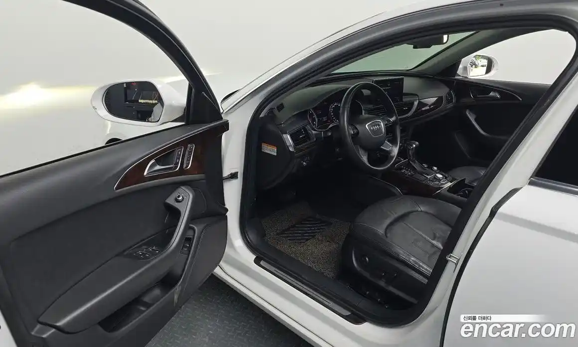Audi A6 2013 3.0 автомат (гидро), фото 13