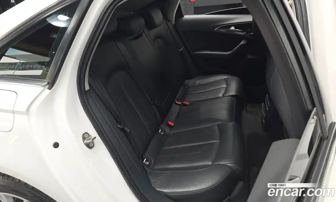 Audi A6 2013 3.0 автомат (гидро), фото 17