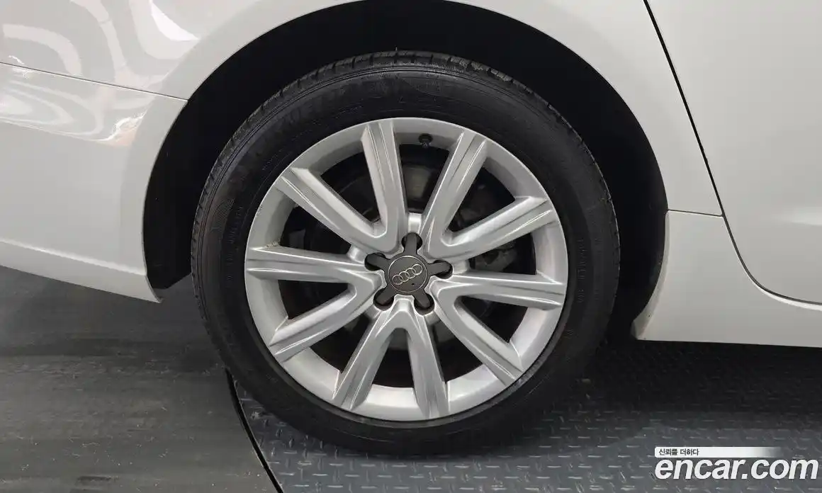 Audi A6 2013 3.0 автомат (гидро), фото 30